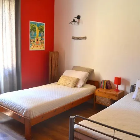 Maison Les Pieds Tanques Feriehus